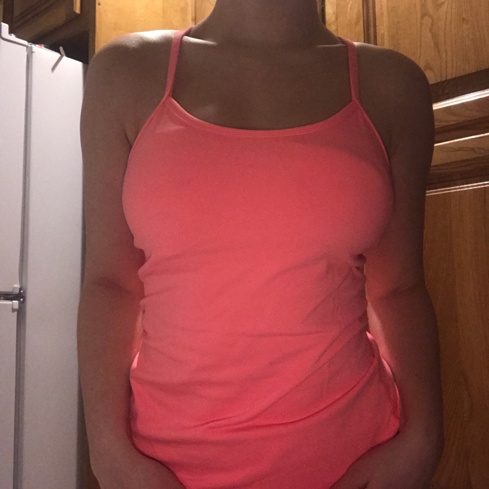 Lulu lemon form fitting workout tank